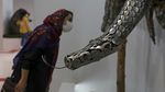 Bukan Hewan Asli, Ini Penghuni Kebun Binatang Unik di Iran