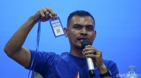 Gerald sendiri mengaku membawa pulang sebesar Rp 10 juta dari janji Rp 100 juta rupiah. Meski begitu uang yang diterima Gerald mulanya hanya Rp 5 juta rupiah, usai bersikeras akhirnya ia diberi tambahan Rp 5 juta berikutnya dari Mantan Bendahara Umum Partai Demokrat M Nazaruddin yang diserahkan melalui Monik.