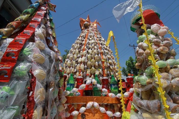 5 Fakta Walima, Tradisi Berebut Kue Tradisional untuk Merayakan Maulid Nabi  di Gorontalo
