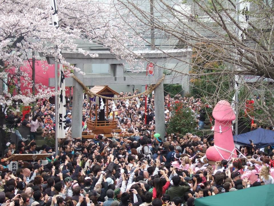 Festival penis di Jepang