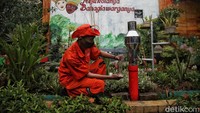 Pemerintah Provinsi DKI Jakarta telah memasang alat pendeteksi curah hujan Ombrometer  di 267 kelurahan guna mendeteksi potensi banjir, termasuk di kantor Kelurahan Sunter Agung.