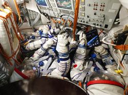 Intip Persiapan Miliarder Jepang yang Bakal Plesiran ke Luar Angkasa