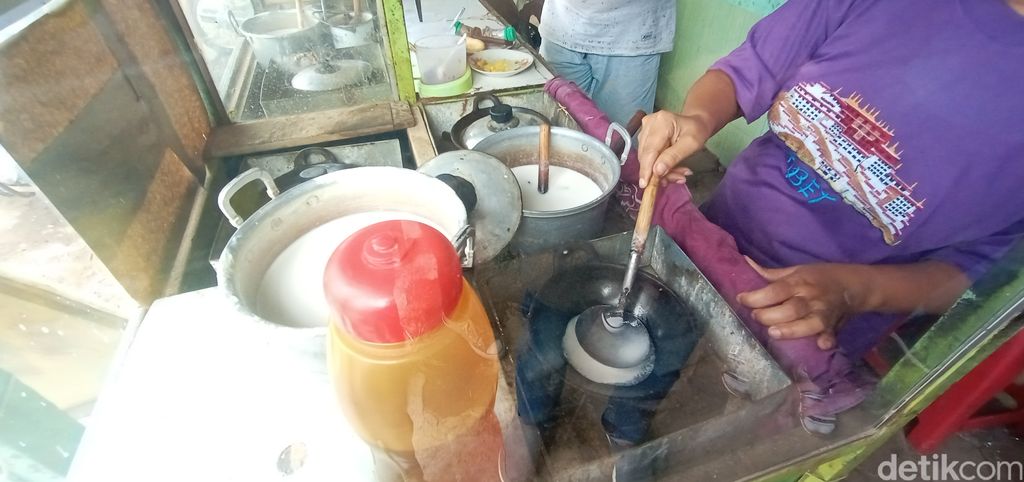 Jelang Maulid Nabi Muhammad, Serabi di Kudus Diserbu Pembeli