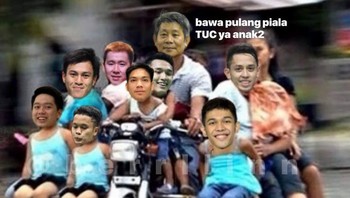 Bawa pulang piala untuk anak-anak. Foto: Twitter