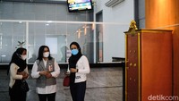 Pimpinan cabang BRI Purwodadi Henny Sumardiyanti mengatakan, galeri ini ada sekitar 1 bulan yang lalu memanfaatkan area kosong di banking hall.