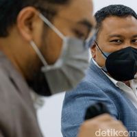 Seminar bertemakan peran politik luar negeri ASEAN dalam menghadapi tantangan global digelar di Jakarta. Menlu Malaysia YB Dato Saifuddin Abdullah hadir sebagai pembicara.