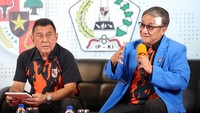 Pandemi COVID-19 telah menimbulkan dampak sosial bagi Indonesia. Salah satu contohnya di dunia pendidikan. Di mana para siswa sekolah harus menjalani pembelajaran secara virtual atau online.