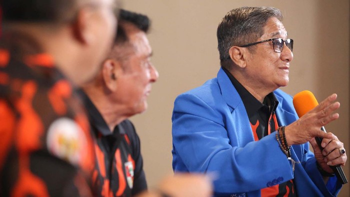 Seminar bertem merajut keadilan sosial dalam kehidupan berbangsa dan bernegara digelar di Jakarta. Seminar ini mengajak Ormas dan Parpol bantu pemerintah atasi pandemi COVID-19.