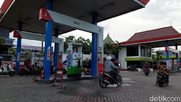 solar langka di surabaya