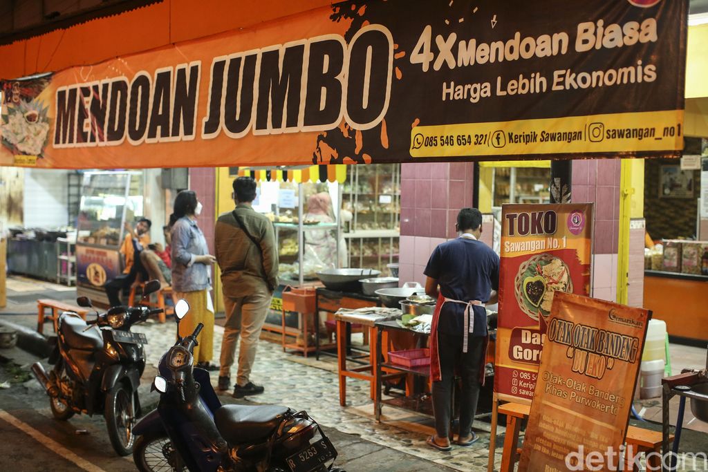 Wouw! Dijamin Kenyang Ngemil Tempe Mendoan Ukuran Jumbo Ini
