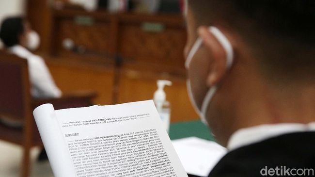 Terdakwa Kasus Penembakan Laskar FPI Jalani Sidang Perdana
