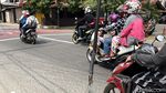 Bahaya, Kabel Dibiarkan Menjuntai di Depok