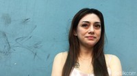 Stefan William di mata Celine Evangelista adalah sosok pria paling baik yang pernah dia temui. Foto: Dinda Decembria/detikHOT