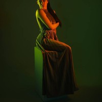 Aku berharap bisa dilihat oleh anak-anak berketerbatasan yang tidak yakin dengan masa depan mereka. Aku ingin mematahkan industri yang selalu membuat cerita mengenai kami daripada membiarkan kami menceritakan sendiri, tutur wanita 29 tahun ini. Foto: Instagram @cherie.louise