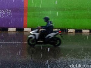 Prakiraan Cuaca 27 Januari: Bali Dilanda Hujan Sedang