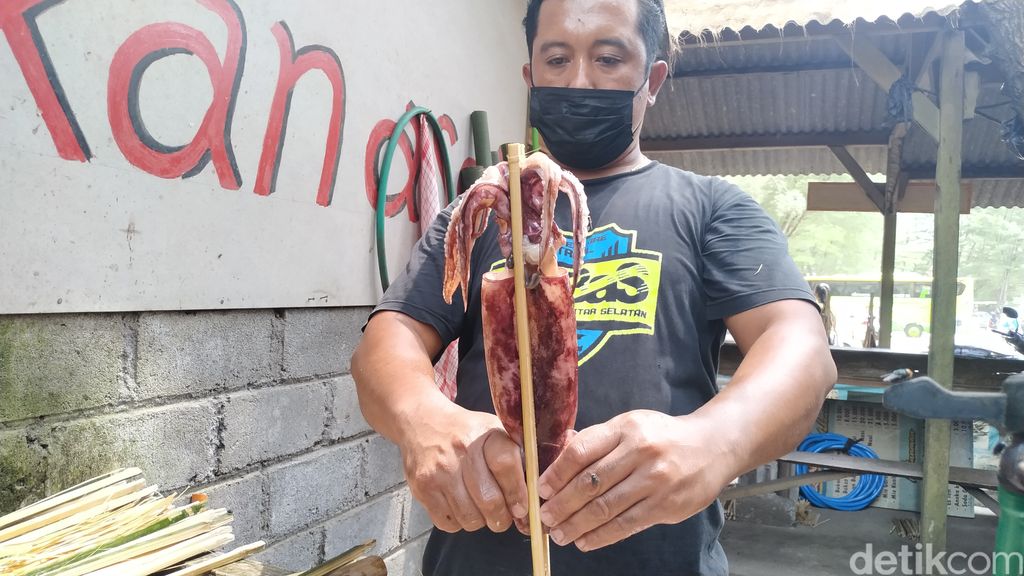 Geprek Gurita yang Pedas Gurih di Blitar, Jawa Timur