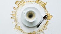 Lewat Instagram @bernulia, seniman asal Italia bernama Giulia berhasil membuat lukisan dari kopi dengan alat seadanya. Foto: Instagram @bernulia