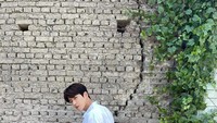Kim Seon Ho selama ini dikenal sebagai aktor yang memiliki citra baik. Ia juga baru saja merampungkan drama Hometown Cha-cha-cha yang dibintanginya bersama aktris Shin Min Ah. Drama tersebut mencetak rating yang cukup tinggi di episode terakhir. Foto: Instagram @seonho_kim