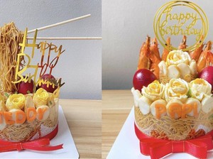 Lagi Ngetren di Singapura, Kue Ultah Mie Goreng Indonesia Jadi Laris Manis