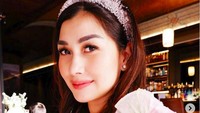 Nisya Ahmad tampak anggun di hari ulang tahunnya pada 17 Oktober 2021. Foto: dok. Instagram Nisya Ahmad (@Nissyaa)