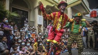 Kegiatan tersebut bukan sekali dua kali dilakukan, diketahui ABI turut aktif mengadakan hal serupa terutama untuk memberi kebahagiaan di tengah bencana yang melanda.