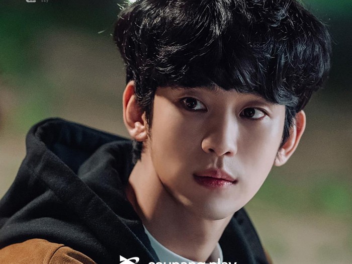 Kim Soo Hyun dalam drama Korea One Ordinary Day. Foto: dok. Coupang Play Kim Soo Hyun dalam drama Korea One Ordinary Day. Foto: dok. Coupang Play