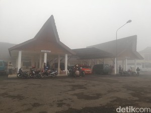 Mengenal-Melihat Aktivitas Pasar Tembakau Tanjungsari Sumedang