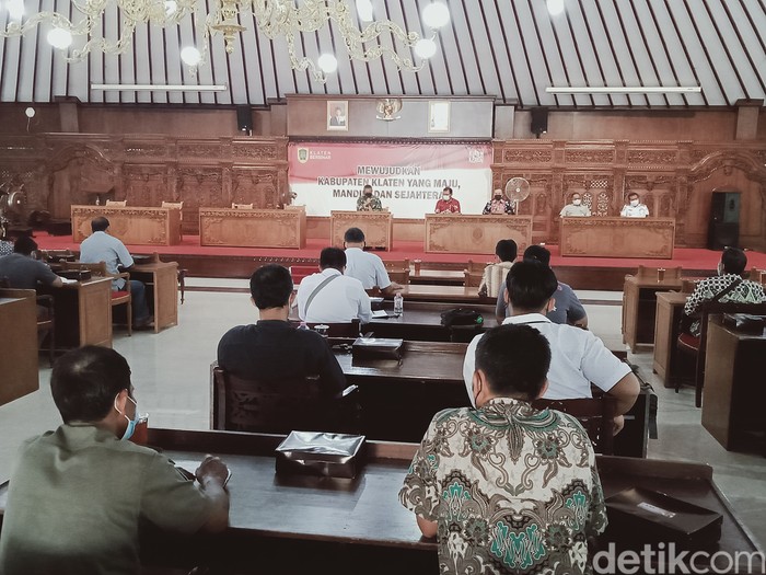 Rakorvid satgas bersama pengelola wisata di pendapa Pemkab Klaten