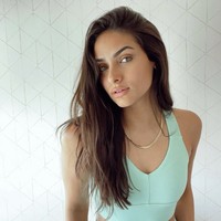 Renata Notni terbang ke New York pada 2014 untuk mengikuti kursus akting di Stella Adler Acting Studio. Foto: Dok. Instagram @rennotni