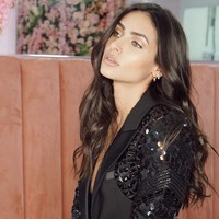 Renata Notni dikenal di negara kelahirannya, Meksiko sebagai aktris telenovela. Dia merupakan pemain telenovela zaman now yang kecantikannya disebut mengalahkan Thalia, Ratu Telenovela tahun 90-an. Foto: Dok. Instagram @rennotni