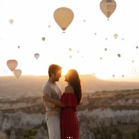 Melalui akun Instagramnya yang memiliki lebih dari 4 juta followers, Renata Notni beberapakali memperlihatkan kemesraannya dengan Diego Boneta. Diego populer di Meksiko sebagai aktor dan penyanyi. Dia pernah membintangi film Hollywood, Rock of Ages bersama Tom Cruise. Foto: Dok. Instagram @rennotni