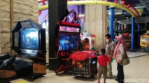 Potret Anak-anak yang Boleh Bermain Lagi di Mall