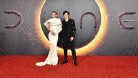 Zendaya dan Timothée Chalamet digaet buat memerankan proyek dari novel yang disebut-sebut sebagai karya tersulit buat diadaptasi ke dalam film. (Foto: Jeff Spicer/Getty Images)
