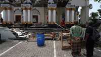 Beruntung tidak ada korban jiwa dalam peristiwa tersebut.
