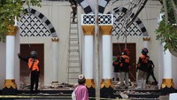Masjid yang dibangun tahun 2016 tersebut kini tutup sementara untuk dibersihkan.