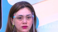Perceraiannya dengan Stefan William karena sudah tidak ada lagi kecocokan di antara keduanya. Foto: YouTube Trans TV
