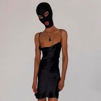 Bintang reality TV Joey Turner jadi kontroversi setelah belakangan ini memamerkan bentuk tubuhnya yang sangat kurus. Bintang reality show The Only Way is Essex itu tampak mengkhawatirkan hingga dikira anoreksia. Foto: dok. Instagram