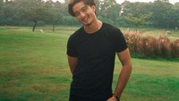 Nama Bryan Domani cukup akrab di dunia hiburan Indonesia. Sejak kecil dirinya seringkali membintangi beberapa judul sinetron. Foto: Instagram/bryandomani_bd
