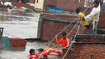 Potret India Luluh Lantak Diterjang Banjir dan Tanah Longsor