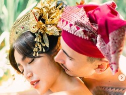 8 Potret Mesranya Jessica Iskandar dan Vincent Verhaag Pakai Baju Adat Bali