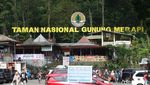 Main Basah-basahan dengan Wisata Jip Lereng Merapi