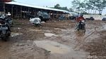 Kondisi Terkini Pasar Darurat Banjarnegara Usai Direndam Banjir