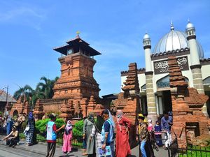 Deretan Destinasi Wisata Religi di Jawa Tengah, Mana Saja?