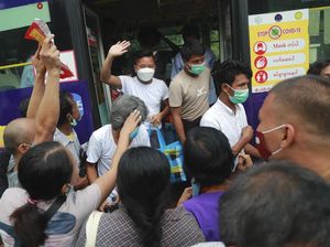 Momen Haru Pembebasan Tahanan Politik Myanmar