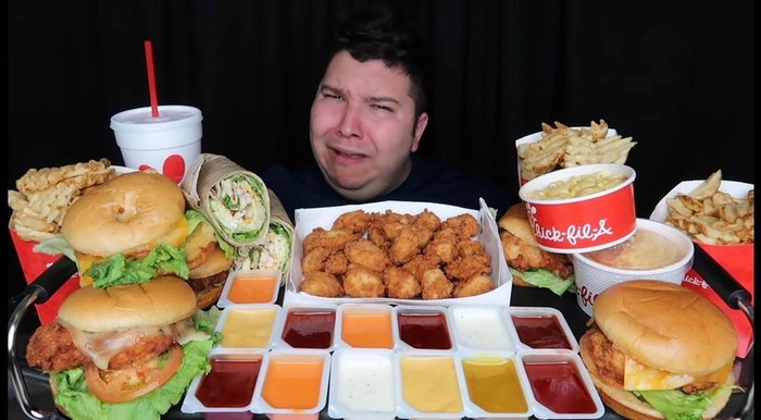 Nikocado Avocado, YouTuber Mukbang yang Dikecam karena Obesitas Nikocado Avocado, YouTuber Mukbang yang Dikecam karena Obesitas