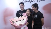 Konflik beda agama dan kisah cinta segitiga di antara mereka pun jadi sajian yang menarik. Pool/Noel/detikFoto