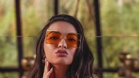 Salah satu gaya Raline Shah. Foto: Instagram Raline Shah