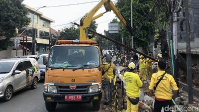 Revitalisasi Pedestrian, Tiang Utilitas Dibereskan