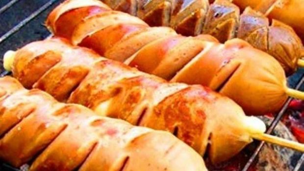 5 Sosis dan Sate-Satean Kaki Lima Enak Mulai Rp2 Ribuan!