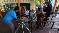 Manajemen Jurug juga menyediaka Wifi gratis bagi pengunjung yang kekurangan kuota untuk memasang aplikasi.